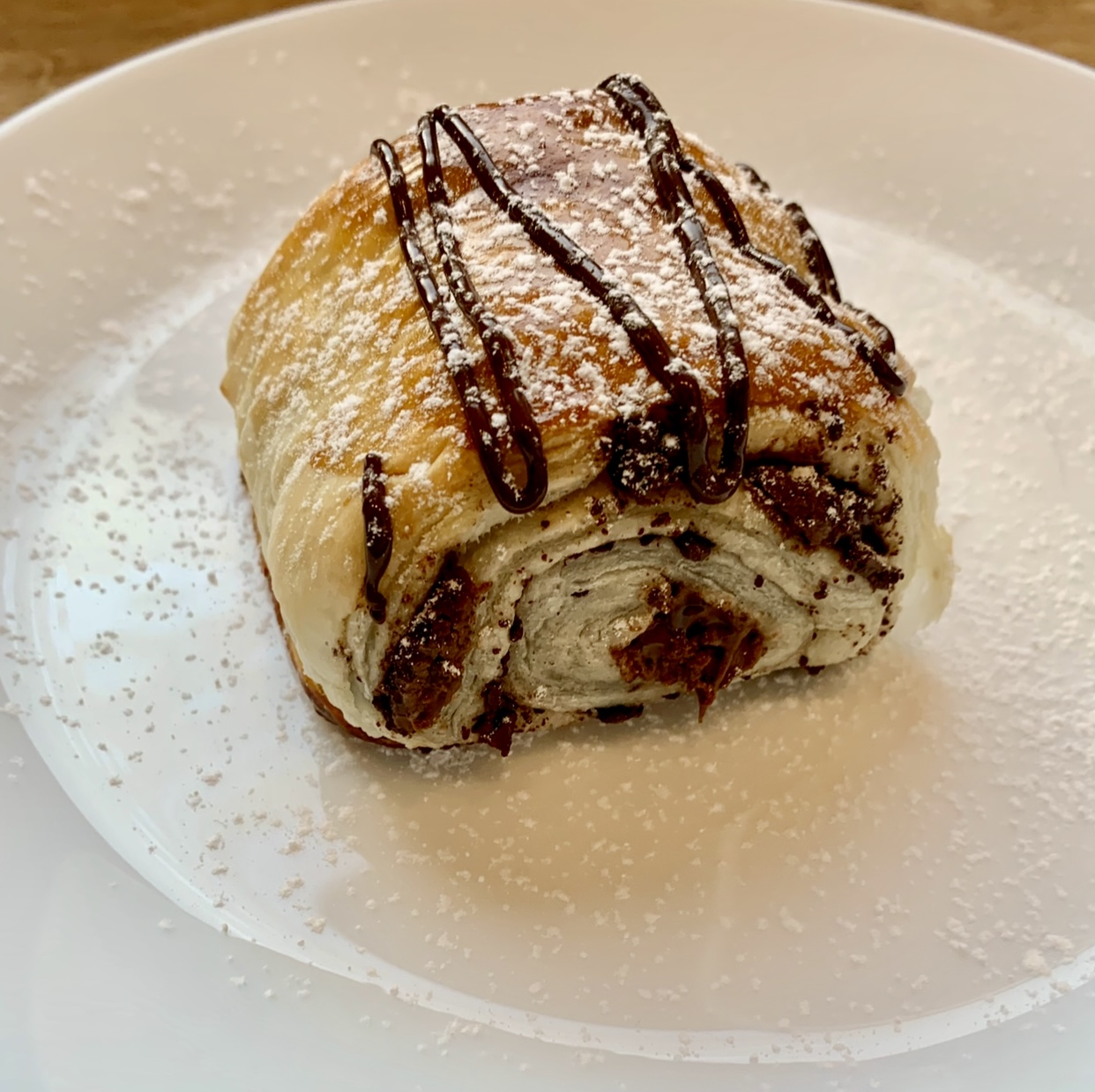 You are currently viewing Blätterteig-Schokobrötchen vom großen Ofenzauberer plus